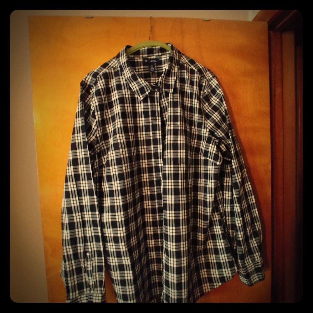 Women's shirt